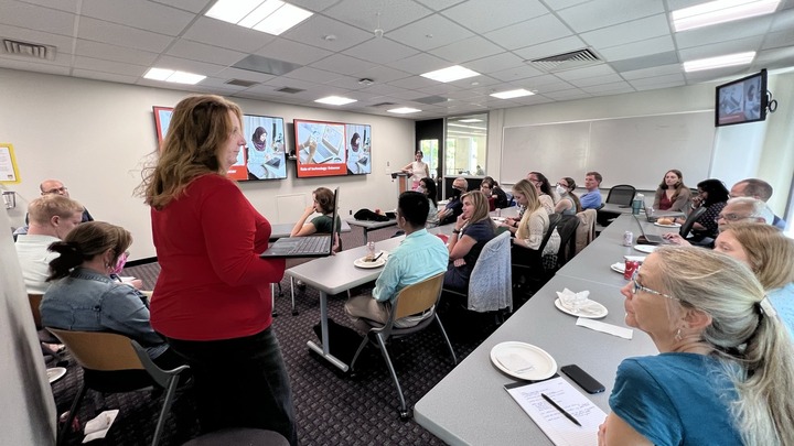 Presenter leading a faculty discussion