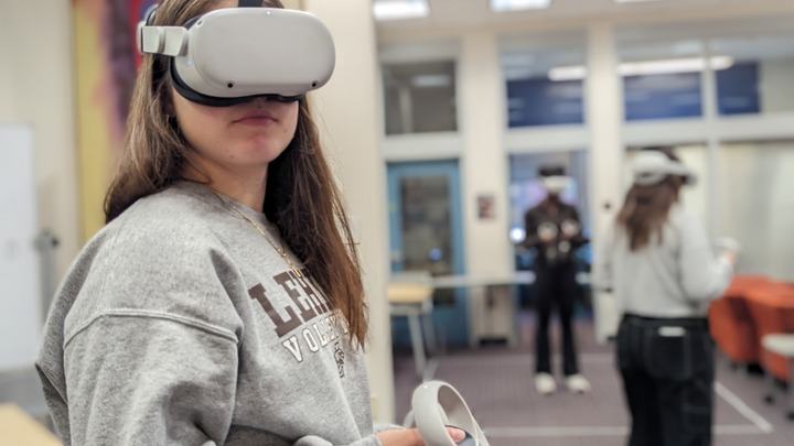 Student using virtual reality