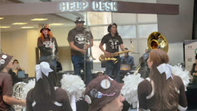 Band at help desk